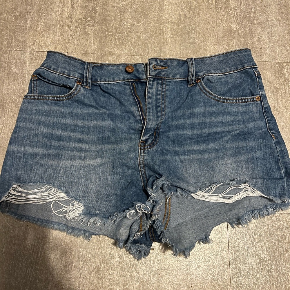 High waisted jeans shorts